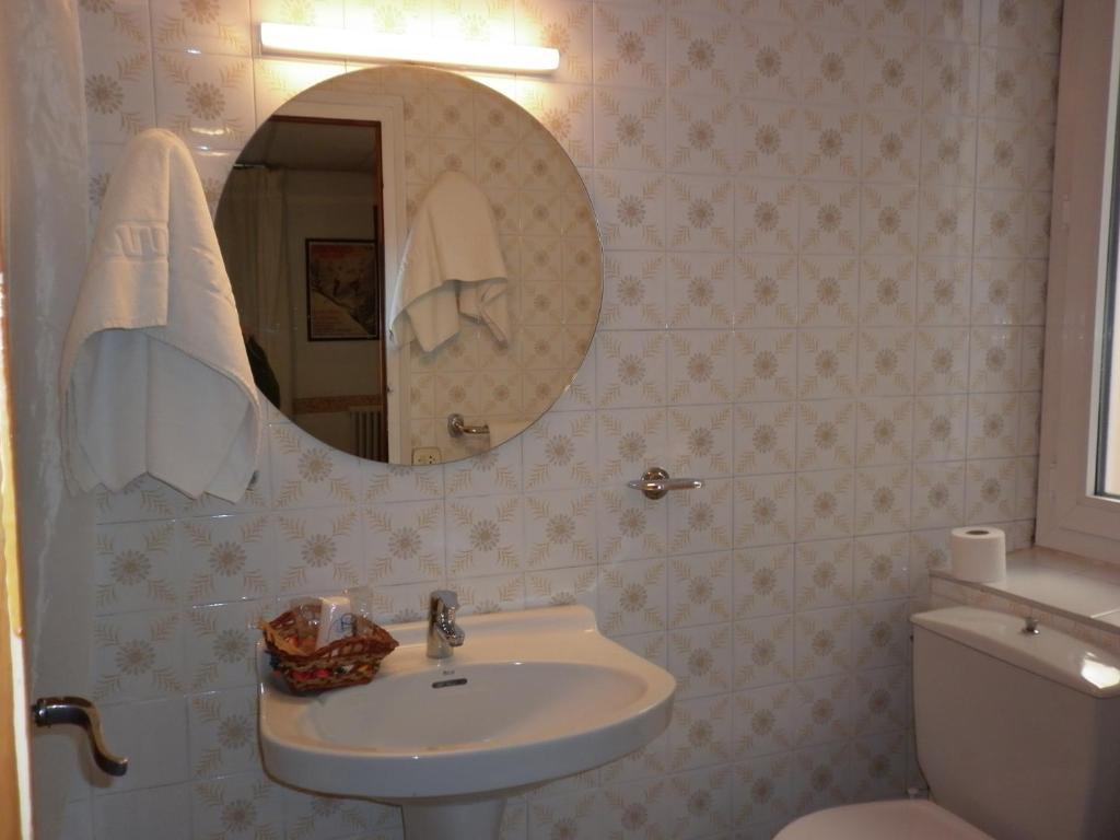 Hotel Fonda Cerdanya Puigcerdà Zimmer foto